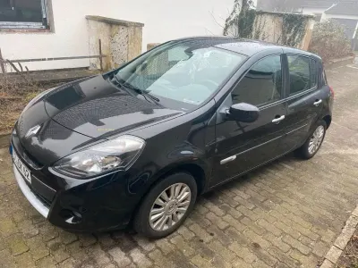Gebraucht Renault Clio II 101 PS (74 kW) 2010 Schwarz Limousine