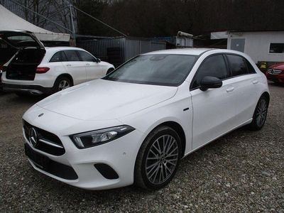 Gebraucht Mercedes A250 Night 160 PS (117 kW) 2020 Weiß Limousine