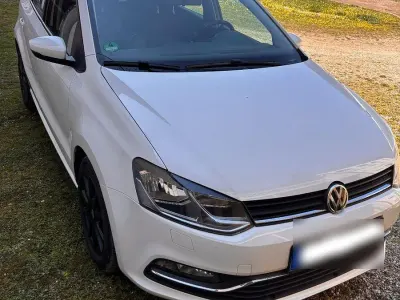 Gebraucht VW Polo Comfortline 75 PS (55 kW) 2015 Weiß Kleinwagen