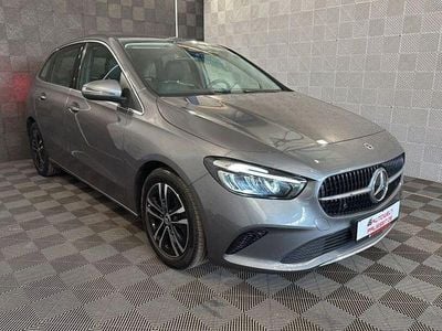 Gebraucht Mercedes B200 Progressive 163 PS (119 kW) 2023 Grau Van / Kleinbus