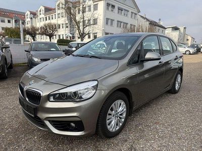 Silber Gebraucht 2015 BMW 218 Sport Line Kombi | 9.990 € (Fairer Preis)
