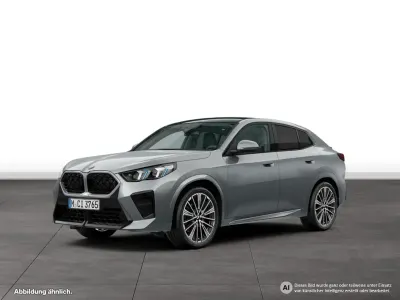 Gebraucht BMW X2 M Sport 150 PS (110 kW) 2025 Grau SUV