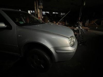 Gebraucht 2000 VW Golf IV Kleinwagen | 1.990 € (Guter Preis)