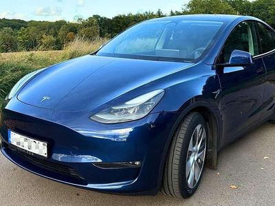 Blau Gebraucht 2023 Tesla Model Y SUV | 39.600 € (Fairer Preis)