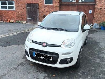 Second-hand Fiat Panda Lounge 69 CP (50 kW) 2017 Alb Hatchback