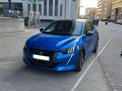 Second-hand Peugeot 208 GT 131 CP (96 kW) 2023 Albastru Hatchback