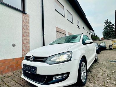 Gebraucht VW Polo Life 90 PS (66 kW) 2013 Weiß Kleinwagen