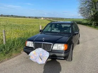 Gebraucht Mercedes E320 220 PS (161 kW) 1996 Blau Kombi
