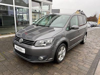 Grau Gebraucht 2013 VW Touran Highline Van / Kleinbus | 8.900 € (Fairer Preis)