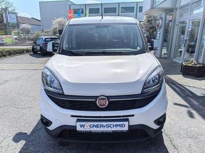 Second-hand Fiat Doblò 120 CP (88 kW) 2023 Alb Monovolum
