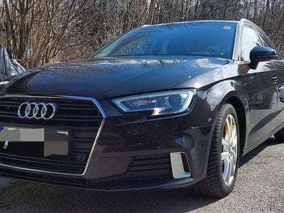 Begagnad Audi A3 Sport 150 HK (110 kW) 2017 Brun Sedan