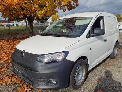 Candyweiß Gebraucht 2021 VW Caddy Van / Kleinbus | 19.930 € (Guter Preis)