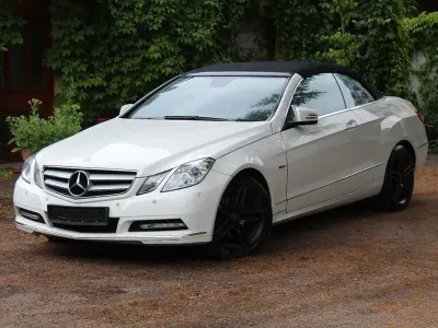 Gebraucht Mercedes E200 184 PS (135 kW) 2012 Weiß Cabrio