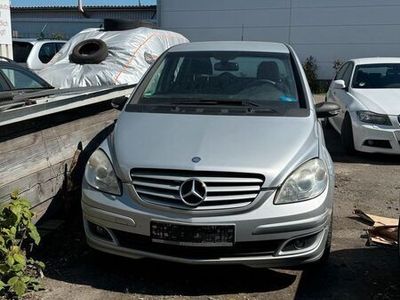 gebraucht Mercedes B180 