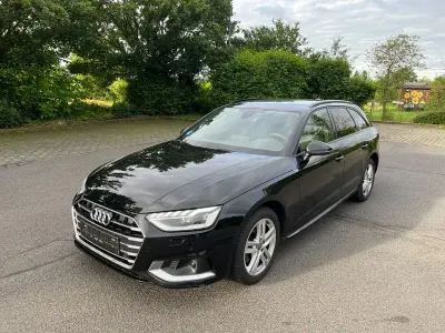 Gebraucht Audi A4 Advanced 163 PS (119 kW) 2021 Schwarz Limousine
