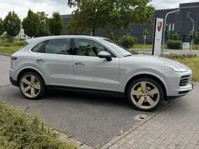 Gebraucht Porsche Cayenne 462 PS (339 kW) 2021 Grau SUV