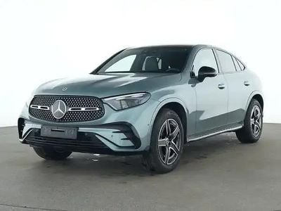 Gebraucht Mercedes GLC300 AMG 258 PS (189 kW) 2024 Metalliclack verdesilber metallic Coupé