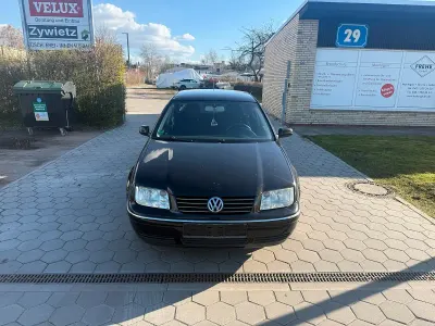Brugt VW Bora 101 HK (74 kW) 2003 Sort Sedan