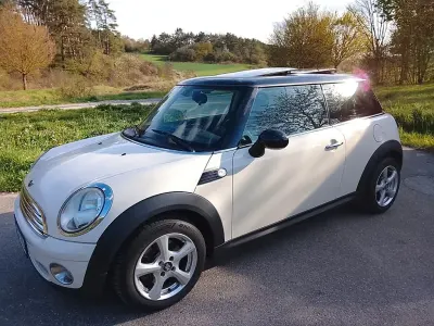 Usata Mini Cooper 120 CV (88 kW) 2009 Bianco Utilitaria