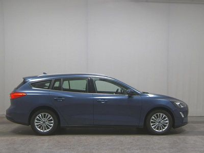 Second-hand Ford Focus Titanium 125 CP (91 kW) 2021 Albastru Break