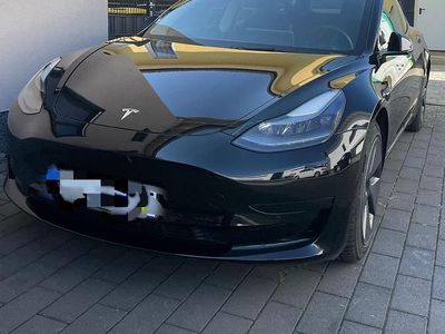 Second-hand Tesla Model 3 Standard Range Plus 239 kW (325 CP) 2021 Negru Berlinǎ