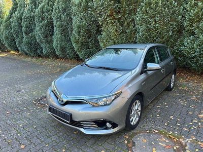 Toyota Auris Hybrid