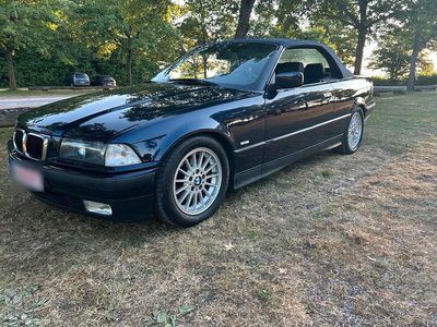 Gebraucht BMW 320 150 PS (110 kW) 1999 Blau Cabrio