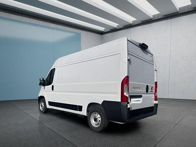 Second-hand Fiat Ducato 140 CP (102 kW) 2023 Alb Van