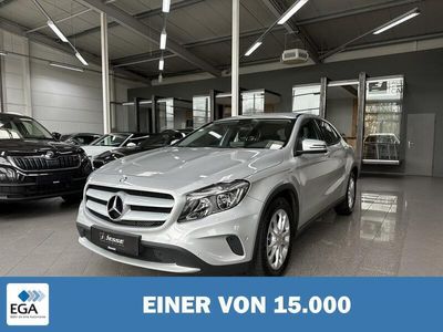 gebraucht Mercedes GLA200 Navi R.Cam PDC SHZ AHK