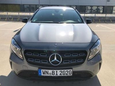 Mercedes GLA200