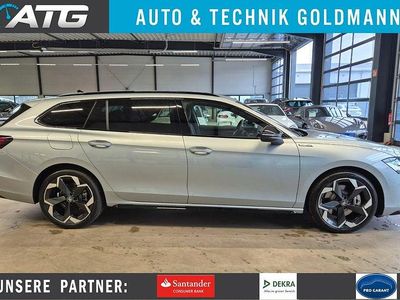 Neu Skoda Superb SportLine 193 PS (141 kW) 2025 Silber Kombi