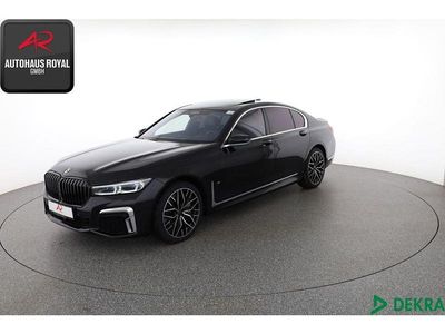 Gebraucht BMW 750 M Sport 530 PS (389 kW) 2021 Schwarz (metallic) Limousine