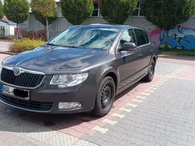Gebraucht Skoda Superb 170 PS (125 kW) 2010 Braun Limousine