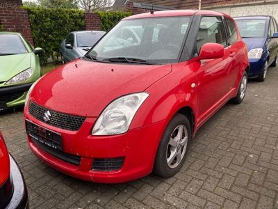 gebraucht Suzuki Swift 1.3 Club KLIMAANLAGE/ALU/ALLWETTER/TÜV NEU