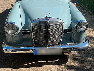 Usata Mercedes 190 80 CV (58 kW) 1961 Blu Berlina