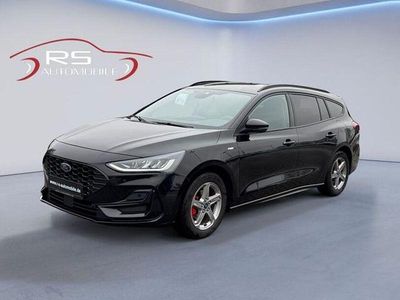 Second-hand Ford Focus ST-Line 155 CP (114 kW) 2023 Negru Berlinǎ