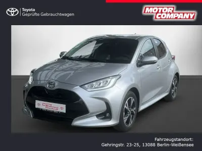 Neu Toyota Yaris Comfort 116 PS (85 kW) 2026 Silber Kleinwagen