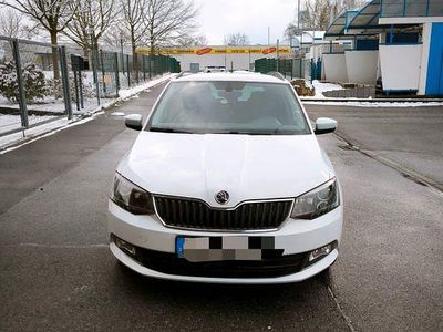 Gebraucht Skoda Fabia Style 105 PS (77 kW) 2015 Weiß Kombi