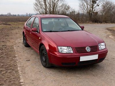 Usata VW Bora Comfortline 116 CV (85 kW) 1998 Rosso Berlina