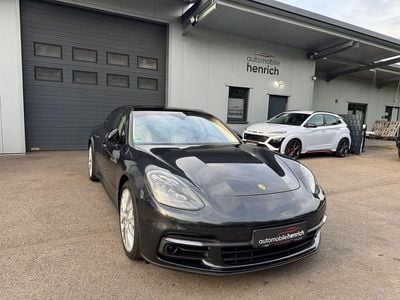 Porsche Panamera 4