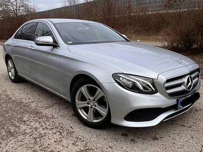 Gebraucht Mercedes E220 194 PS (142 kW) 2016 Silber Limousine