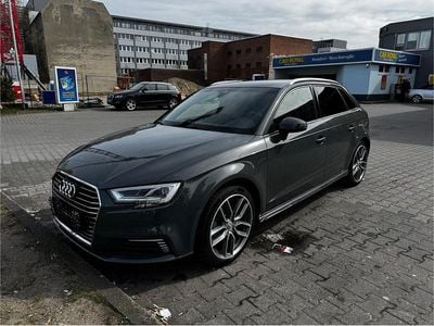 Gebraucht Audi A3 150 PS (110 kW) 2020 Grau Limousine