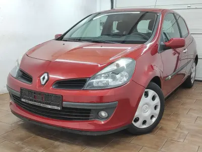 Gebraucht Renault Clio Dynamique 139 PS (102 kW) 2006 Feuerrot Kleinwagen