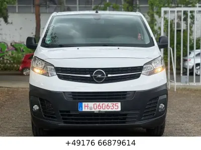 Gebraucht Opel Vivaro-e Combi Edition 122 PS (89 kW) 2020 Weiß Van / Kleinbus