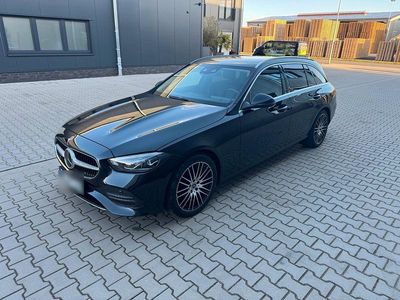 Gebraucht Mercedes C220 200 PS (147 kW) 2023 Schwarz Kombi