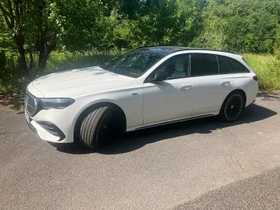 Gebraucht Mercedes E300 AMG line 197 PS (144 kW) 2025 Weiß Kombi