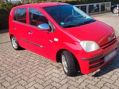 Gebraucht Daihatsu Cuore 58 PS (42 kW) 2005 Rot Kleinwagen