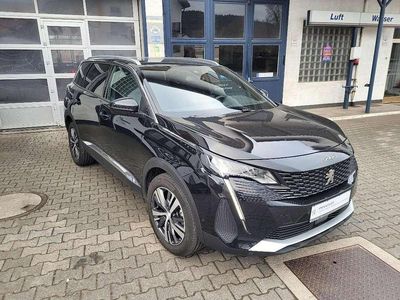 Schwarz perla nera Gebraucht 2023 Peugeot 5008 Allure SUV | 30.990 € (Teuer)