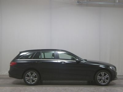 Mercedes C200