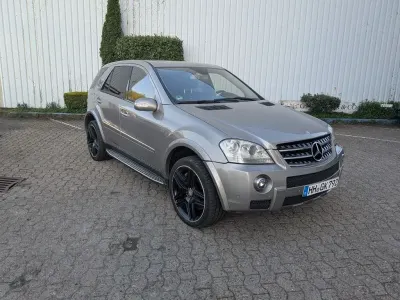 Usata Mercedes ML63 AMG AMG 510 CV (375 kW) 2006 Grigio SUV